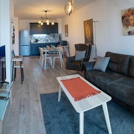 Mali Apartment Varna Exteriör bild